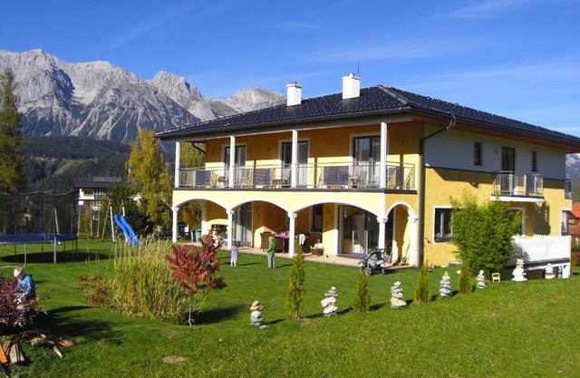 Villa Castelli