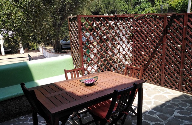 VILLA CECILIA/app. 4: tiny, nice and comfortable apartment overlooking the sea