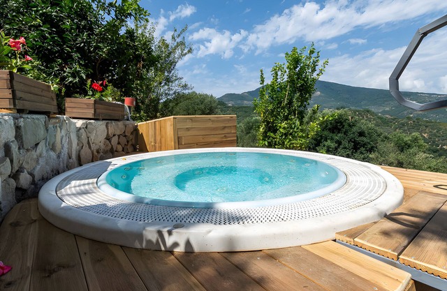 Villa 'Cerasella' with Mountain View, Wi-Fi and Air Conditioning
