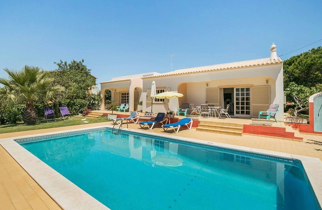 Villa Cerrinho - Three Bedroom Villa, Sleeps 6