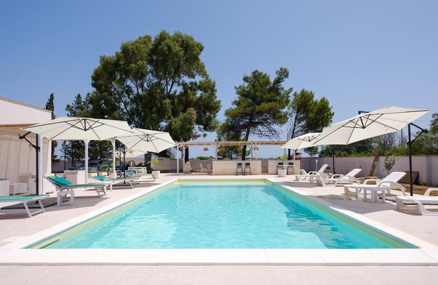 Villa 'Chiara' with Sea View from the Terrace, Wi-Fi and Air Conditioning