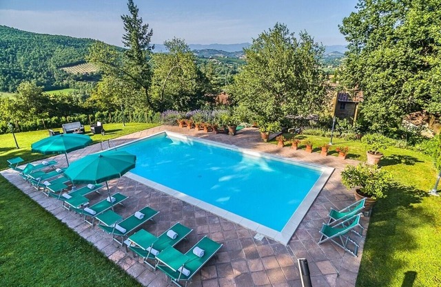 Villa Clorinda with private pool