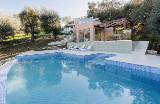 Villa Coco Avlaki Beach