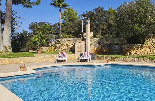 Villa 'Cocons' with Mountain View, Wi-Fi and Air Conditioning