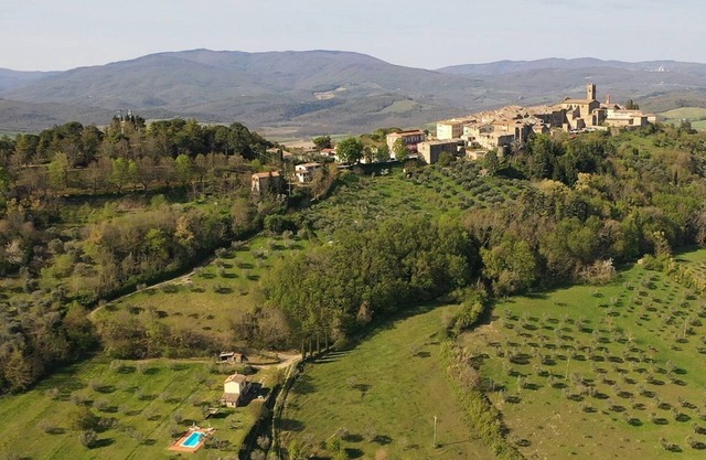 Villa con piscina e giardino ad uso esclusivo