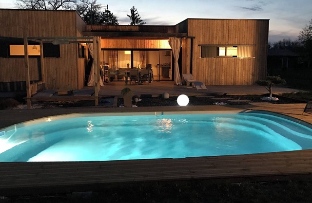 Villa Contemporaine en Bois d