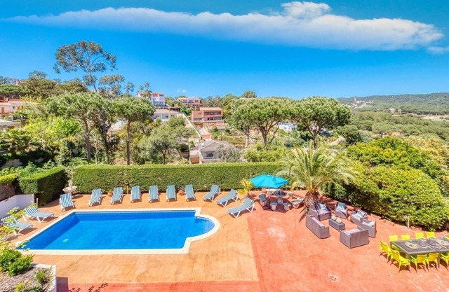 Villa "Costacabana - Jaruco" with Private Pool, 2 Private Terraces & Wi-Fi