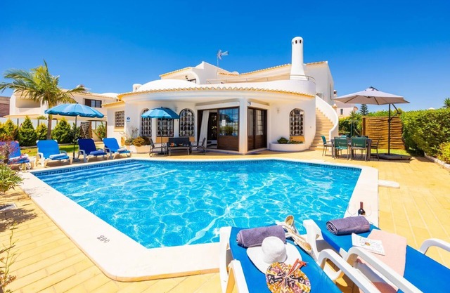Villa Cristina 15 - Three Bedroom Villa, Sleeps 7