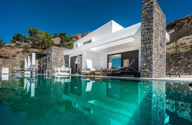 Villa Daniela: Luxurius villa with private pool and sea view