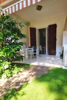 Villa Daria - soggiorno e servizio spiaggia
