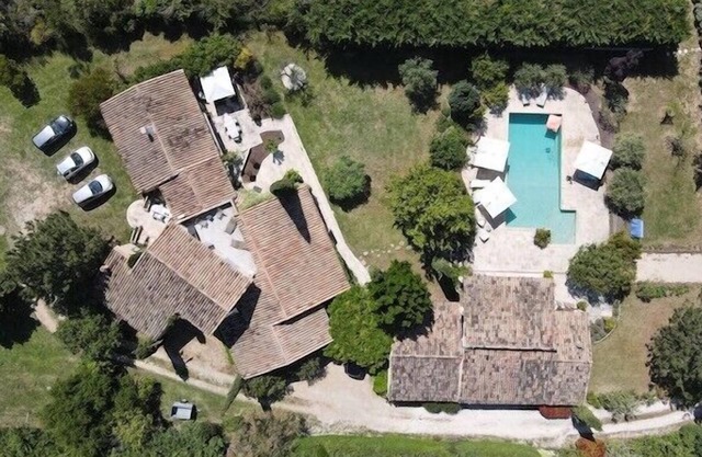 Villa de 300 m² au coeur du Luberon au calme sans vis à vis, 5 chambres