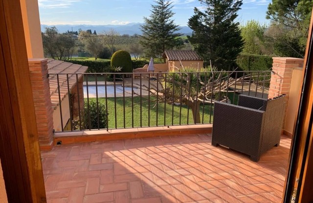 Villa de 325m2 Avec Piscine Chauffée Située Dans un Golf Privé et Sécurisé
