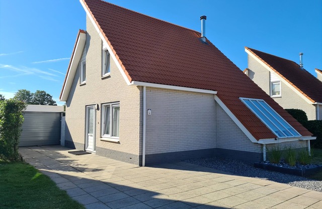Villa de Brouwersdam