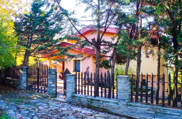 Villa de Calma. a natural health resort in a peaceful and friendly village.