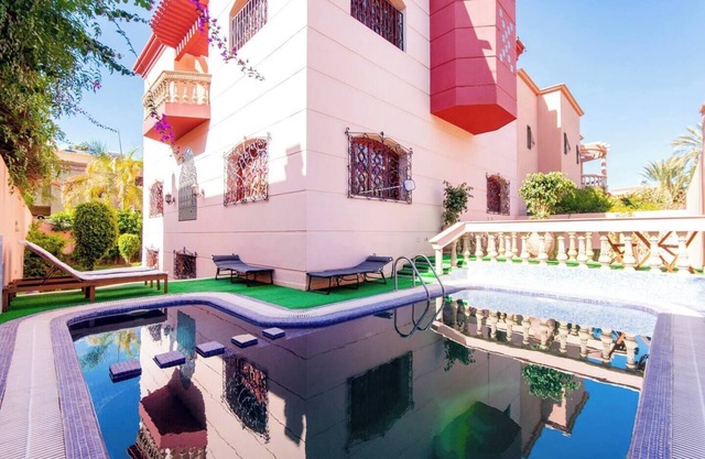 Villa de Prestige Avec Piscine Privative