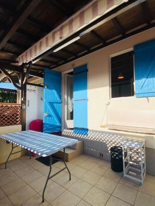 Villa de vacances 6 pers avec piscine proche plage - V0818