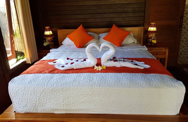 Villa Deelyana Coco, Pondok Lebah