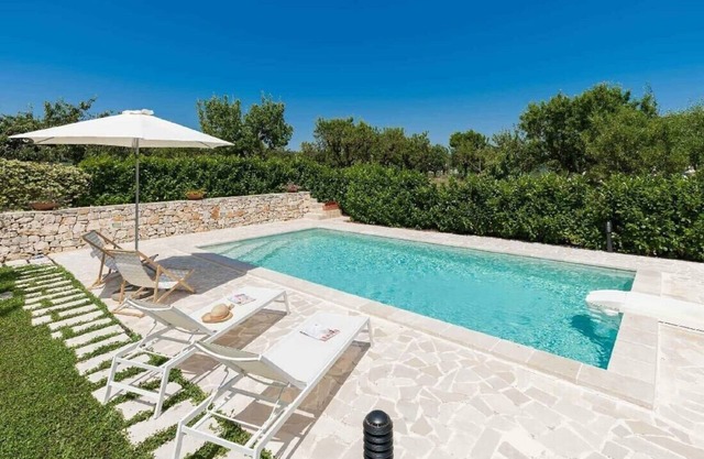 "Villa Degli Allori" Stunning Villa with Exclusive Private Pool, 4 Guests