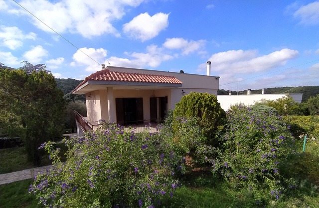 Villa dei Colori, for families and groups of friends, in the hills of Monopoli