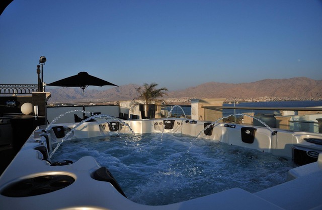 VILLA DIAMOND * Lotus B 1st floor balcony + roof terrace 160 m2. Eilat ISRAEL