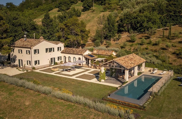 Villa Dianella 8+2, Emma Villas