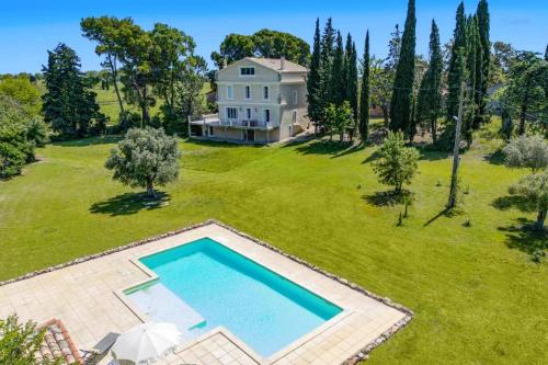 Villa Domaine du Midi by Villa Plus