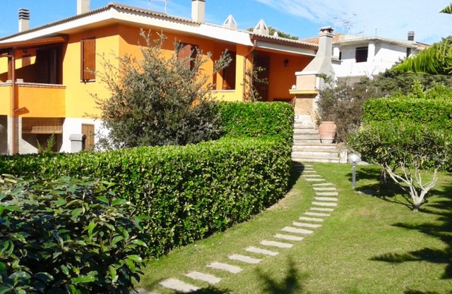 Villa Eden Beach, for 5 people, in Eden beach Village in Sorso Marittima