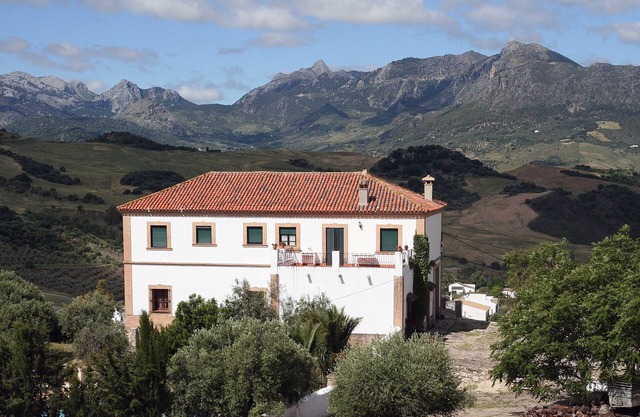 Villa El Acebuchal, natural environment