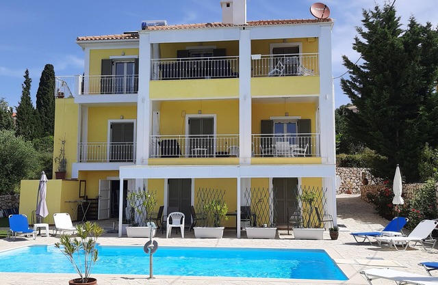 Villa Ela vacation apartment Leon