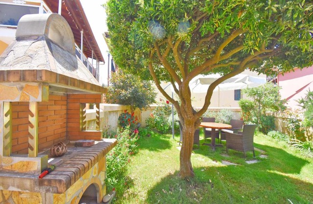 villa elenis