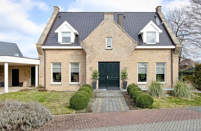 Villa Eltins