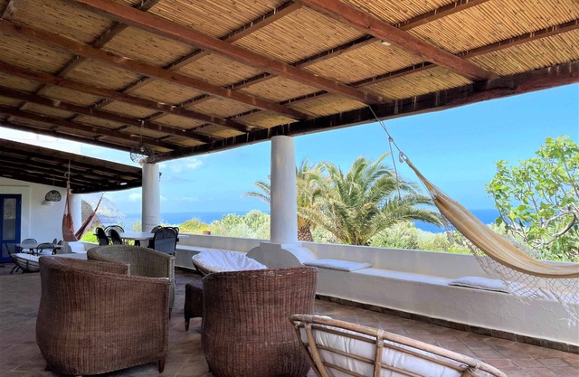 Villa Eolo - wonderful sea view and garden