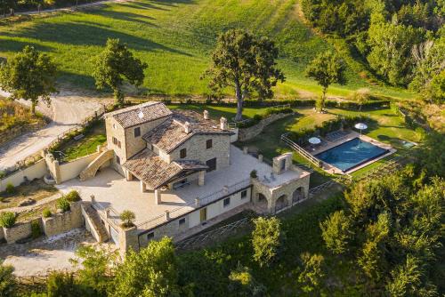 Villa Ermelinda - Matrimoni, piscina e jacuzzi