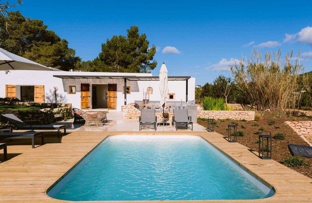 Villa Es Pujolet – A Peaceful Retreat in the Heart of Ibiza