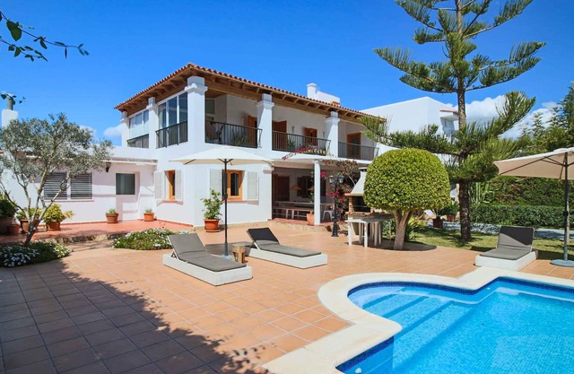 VILLA WICKER