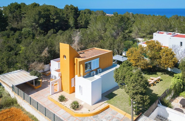Villa Paz between Relaxation Nature and Waves