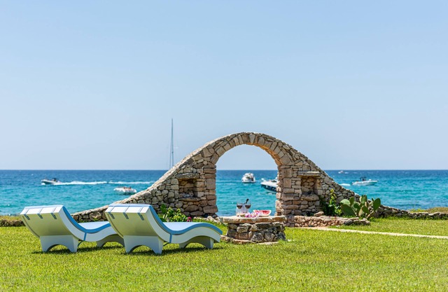 Villa Eva Luxury, on the sea of santa Maria di Leuca Salento .heated pool.