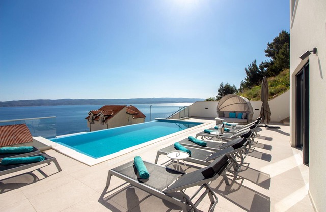 Villa Fama - Pisak Omis, beautifull villa with breathtaking sea view