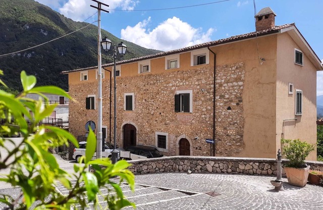 Villa Felici - Five Bedroom Villa, Sleeps 15