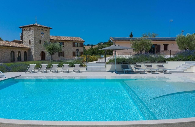 Villa Flavia 16 - Six Bedroom Villa, Sleeps 16