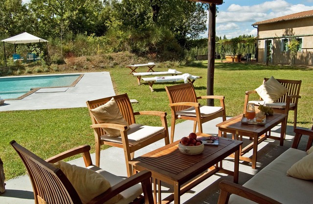 Villa for 12 with A/C, wifi and a large pool in the Chianti
