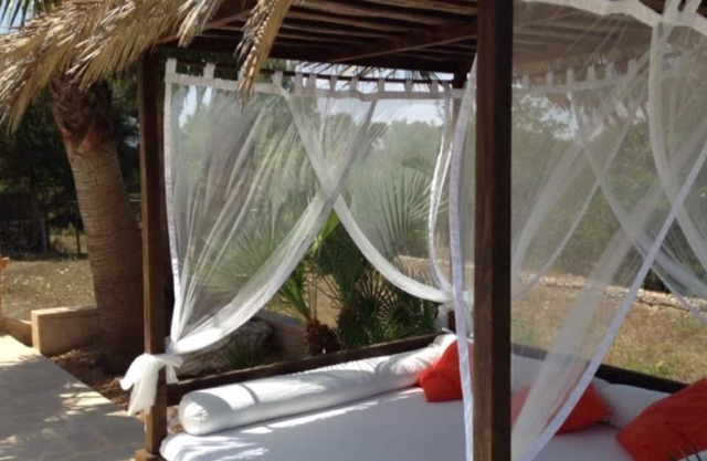 Villa for up to 6 People in the Middle of Nature a few Minutes From San Rafael