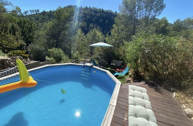 Villa for families in love with nature, authenticity to the song of cicadas.