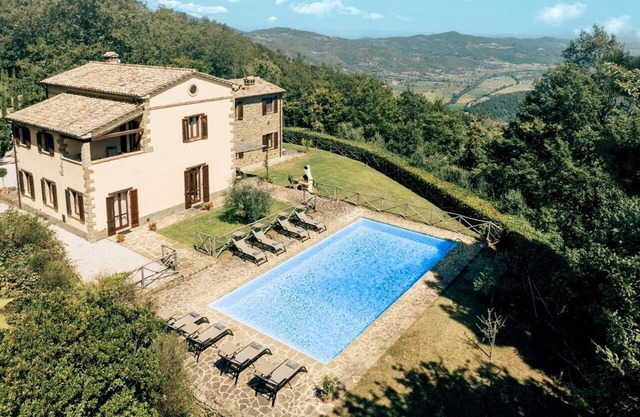 Villa Forconi - Three Bedroom Villa, Sleeps 6
