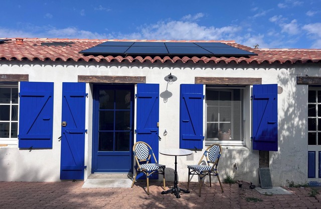 Villa Ma-Oé fully renovated in town center close to beaches