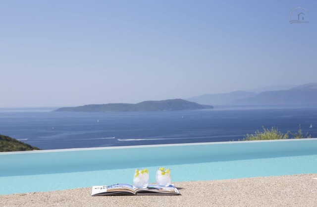 Villa Fyki with wonderful SeaView & private salty water pool