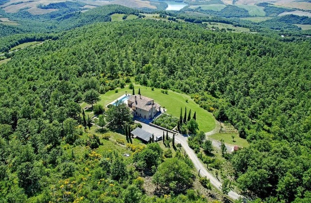 Villa Genziana - Private Tuscan villa with pool