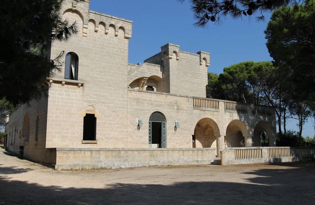 Villa Galeasi - Splendid Villa with swimming pool, bowling alley, greenery, relaxation .