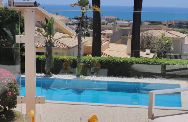 Villa Gardénia - amazing sea view, games rooms, pool, wifi