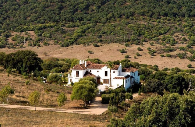 Villa Gaucin - Six Bedroom Villa, Sleeps 12